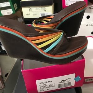 BCBG Multicolor Sandals size 8.5